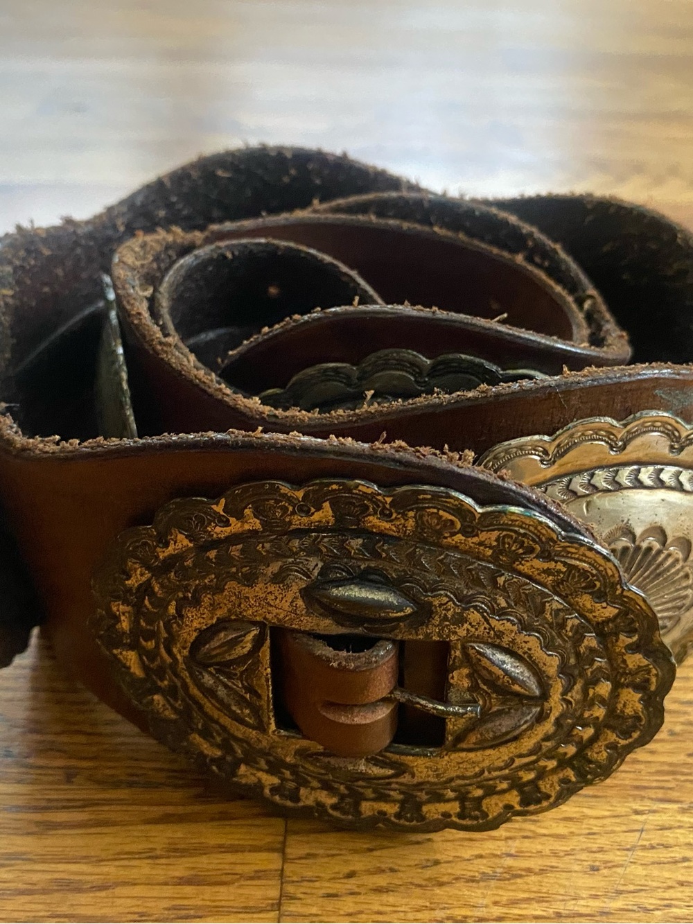Ralph Lauren Brown Leather Concho Belt with Antique Western Details - Picture 3 of 5